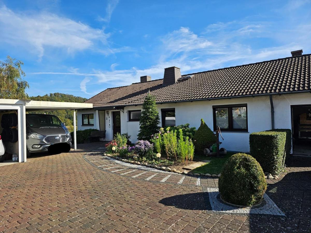Ferienwohnung Talblick Ahnatal Exteriör bild