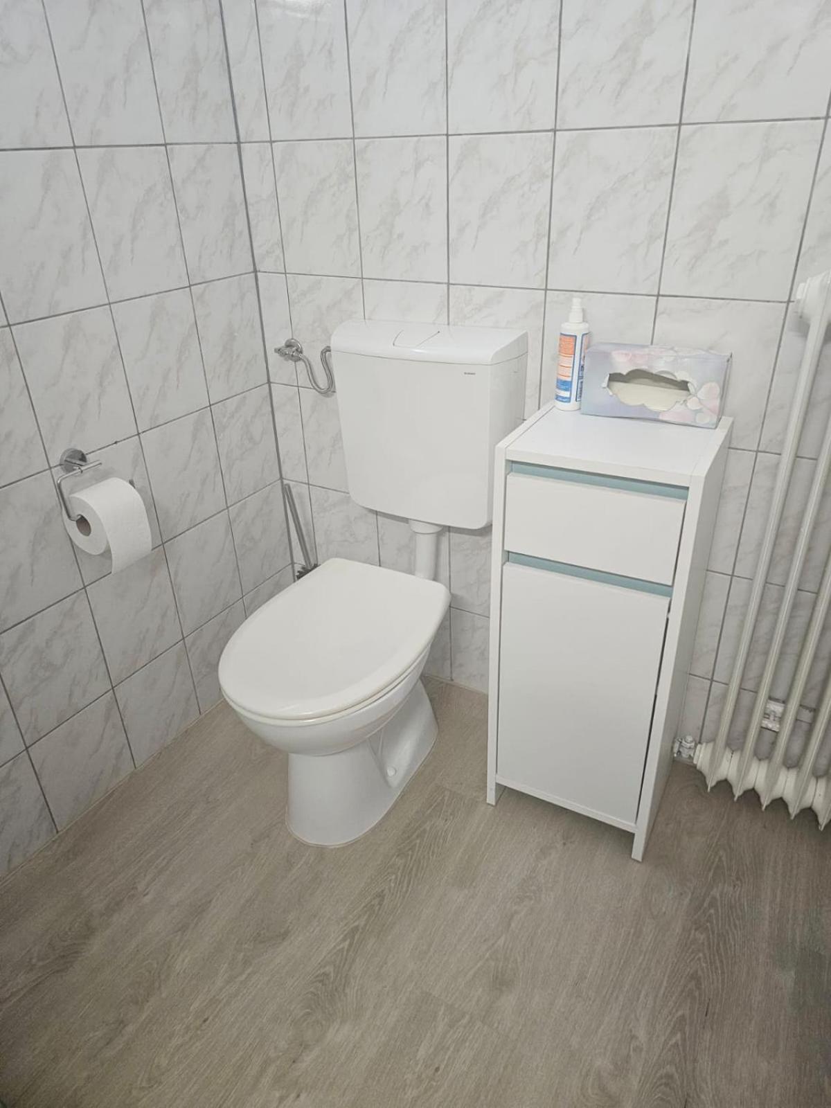 Ferienwohnung Talblick Ahnatal Exteriör bild